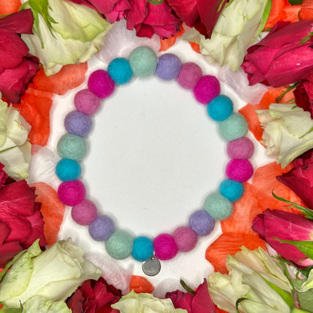 Love Candy Pom Pom Collar