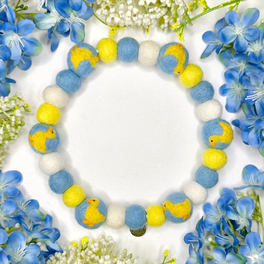 Duckie Pom Pom Collar
