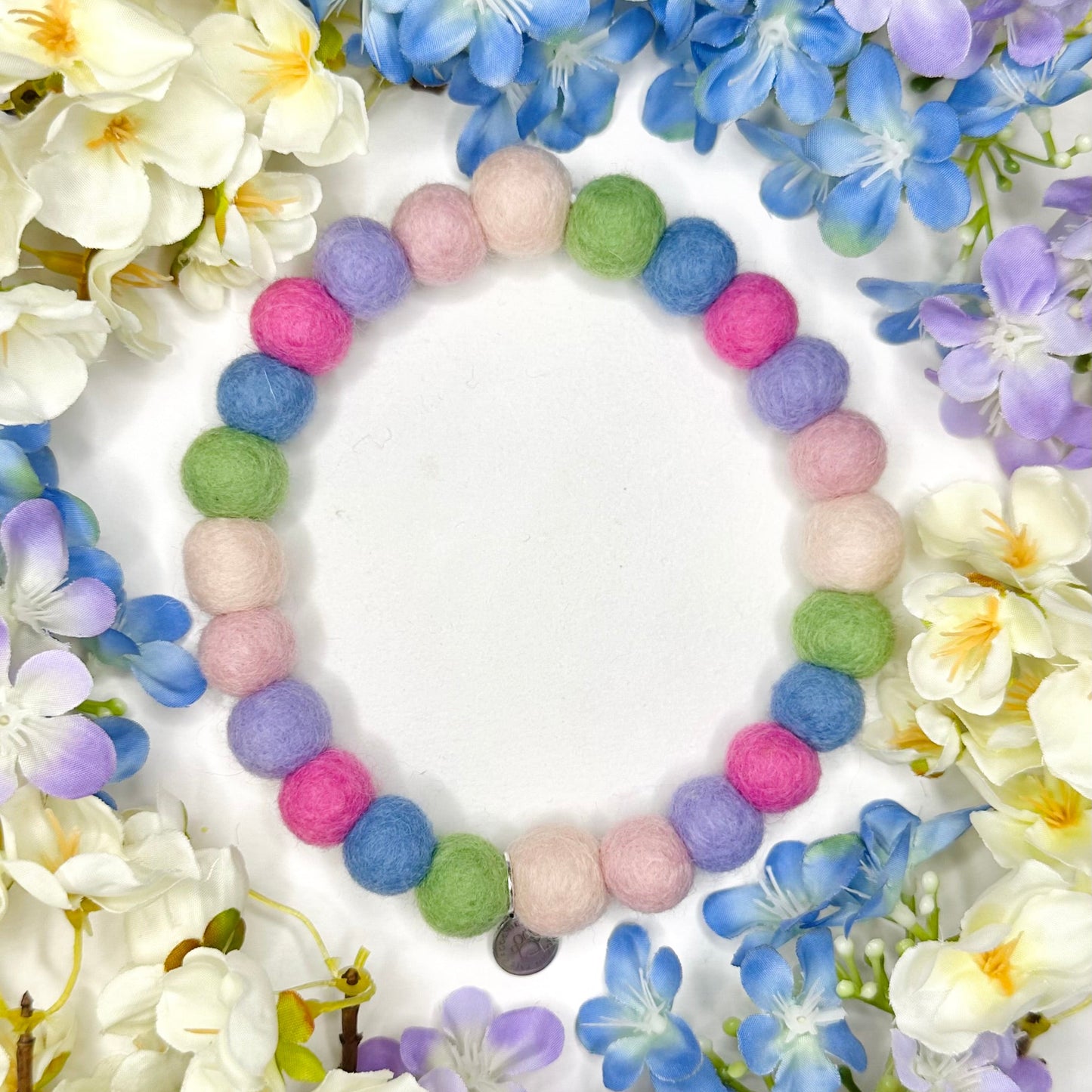 Buttercup Lane Pom Pom Collar
