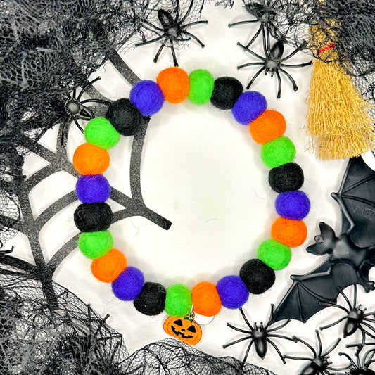 Hocus Pocus Pom Pom Collar
