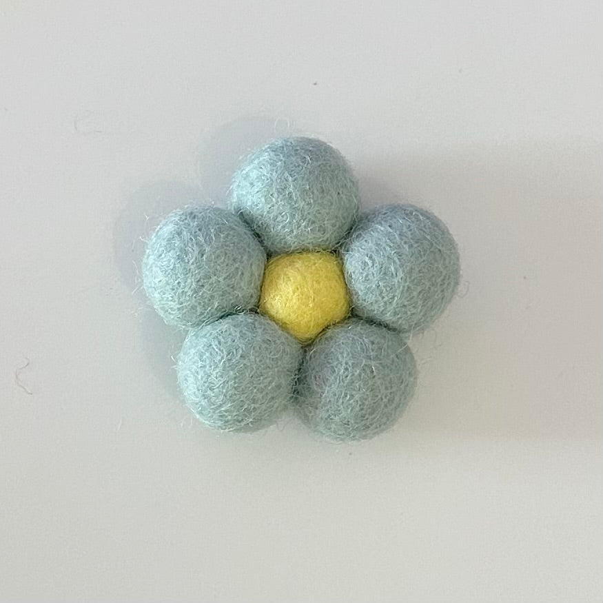 Create Your Own Flower Pom Pom Collar